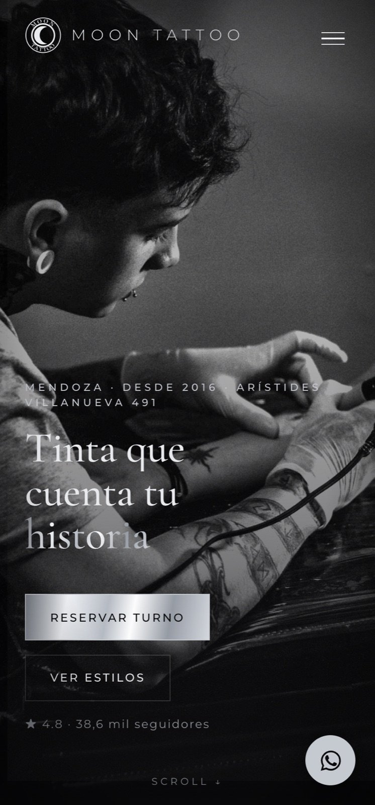 Versión para celular del sitio de Moon Tattoo